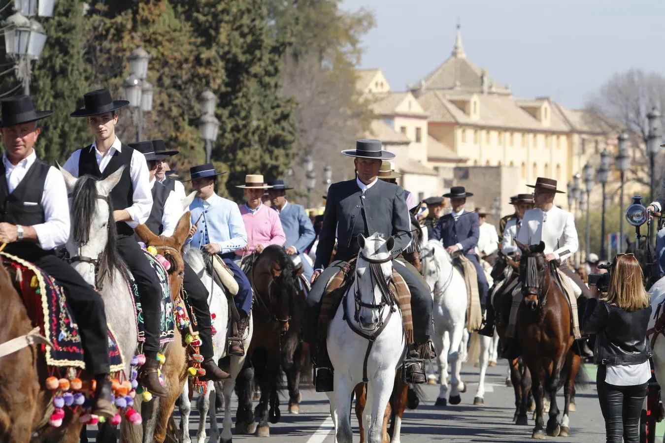Más de 400 personas y 250 caballos participan en la Marcha Hípica por el Día de Andalucía en Córdoba